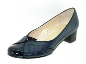 buty_szerokie_na_haluksy_tega_stopa.jpg