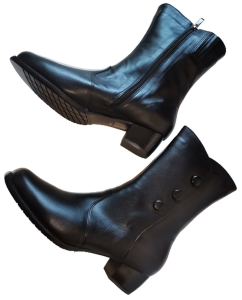 *** MODEL TĘGA ŁYDKA / FK  9404 GUZIKI /skóra naturalna różne kolory  /rozmiar 42-45  