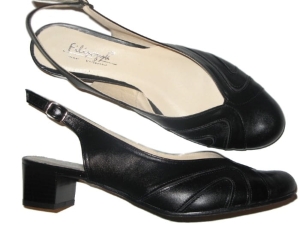 FK  9629  czołenka  z odkrytą piętą /   bardzo wygodne w rejonie przedstopia /  skóra naturalna  różne kolory / różne tęgości butów /różne wysokości obcasów / rozmiar 42-45