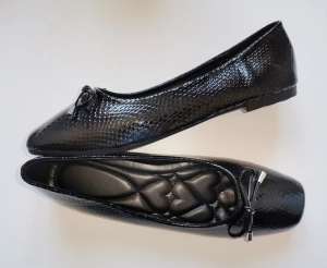 >>> BUTIK - Buty GOTOWE / Baleriny skóra EKO czarny wąż / Nr 44/45  - całkowita  długość 29 cm 