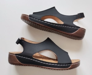 >>> BUTIK  -   Buty  GOTOWE-/  Bardzo wygodne i lekkie  /  Sandały    czarne  -  rozmiar   42/43  Jeden  rozmiar /   Całkowita  długość  wkładki   28,2 cm
