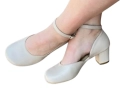 beżowe czółenka  buty szerokie noski 3.png