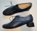 sznurowane buty  duże rozmiary damskie ze skóry naturalnej.jpg