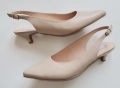 czółenka bez pięty na niskiej szpilce, duże buty damskie.jpg