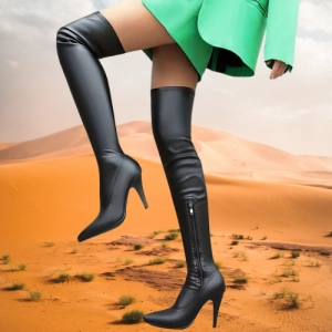 >>> BUTIK  -   Buty  GOTOWE / Muszkieterki z  suwakiem / Strecz Ekoskóra  czarna   / rozmiar 43/44 - na stopę o długości 28-28,5 cm 