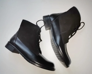 % TANIEJ jesień zima   >>FK 9799   botki  częściowo ocieplane    sznurowane   / skóra naturalna  czarna +  zamsz  czarny   /Nr 42-całkowita  długość 27,5  cm  /  buty są   typowe - na normalną  , szczupłą  stopę