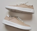 sznurowane sneakersy , rozmiar 42 , duże buty damskie.jpg