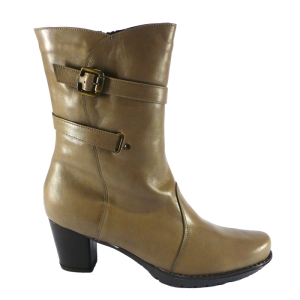 *** MODEL TĘGA ŁYDKA / FK  9404 skóra naturalna różne kolory   / nosek FZ3 / /rozmiar 42-45