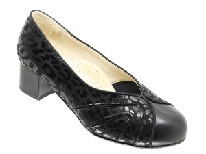 Buty_na_haluksy_duże_damskie_rozmoiary.jpg